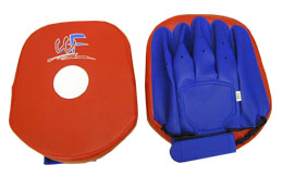 New square focus mitt in leather